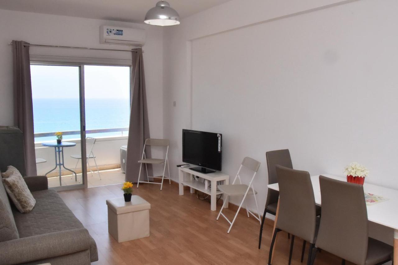 Kolonaki Seaview Apartments Ларнака Екстер'єр фото